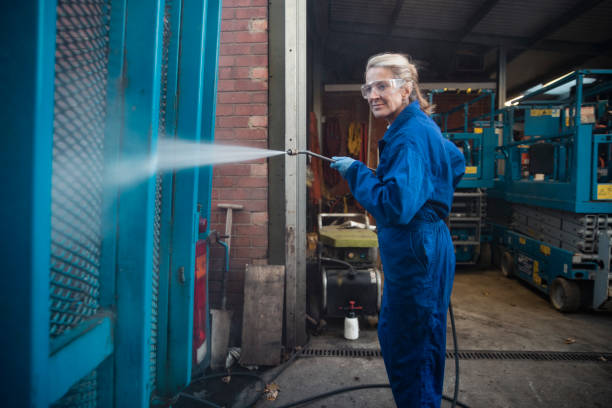 Best Factory Floor Cleaning  in Defuniak Springs, FL